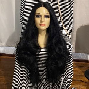 Like New Synthetic Blend Wig / sold as is